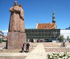 Rifleman Monument and Occupation Museum